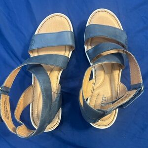 EUC Born Women's Blue Sandals, size 7